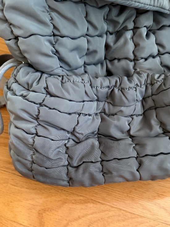 Urban Expressions Gray Quilted Backpack main image 2